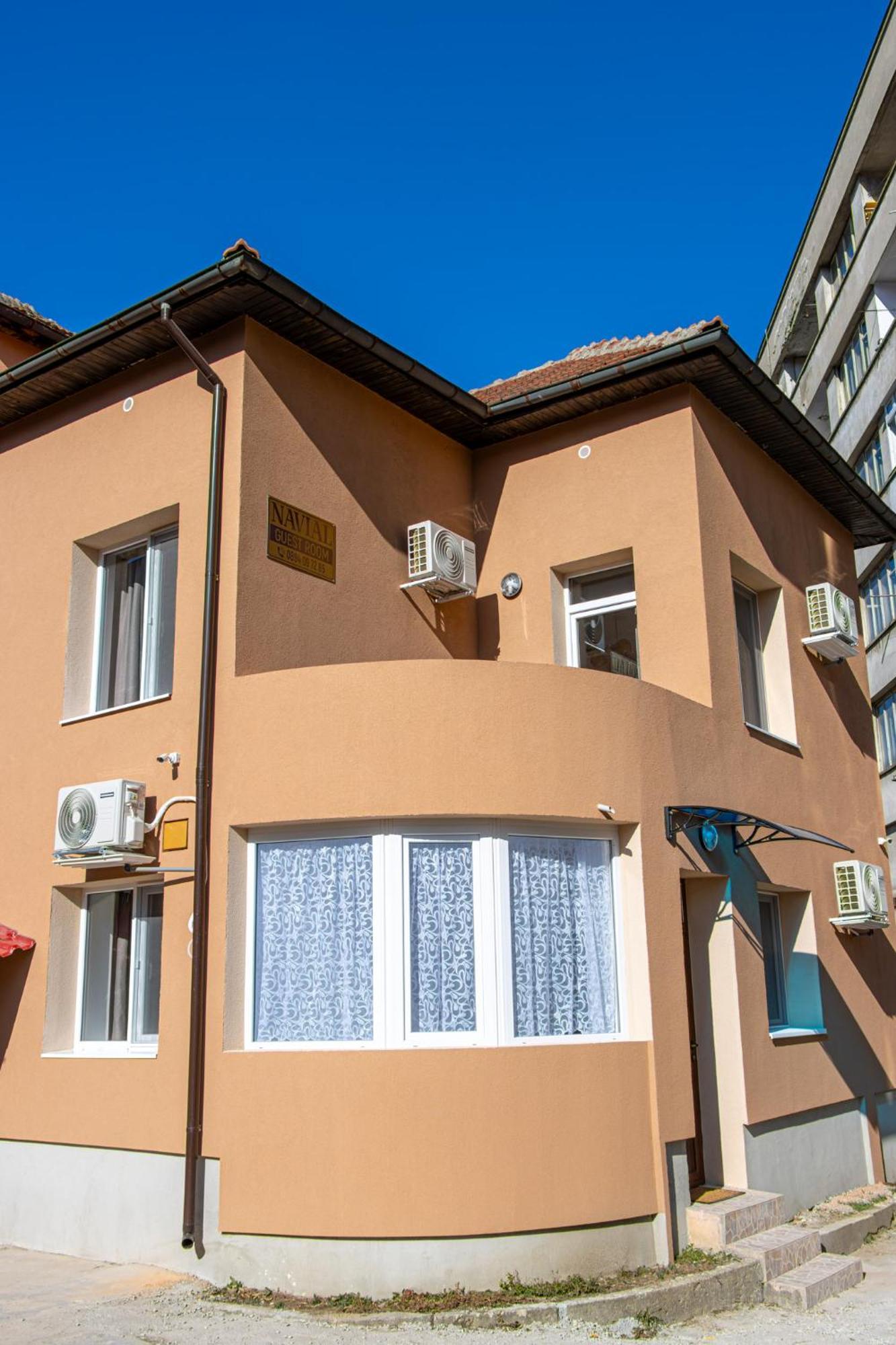 Navial 1 Hotel Gabrovo Exterior foto